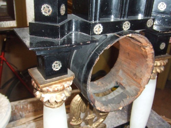 Restaurierung Uhrengehäuse Portaluhr