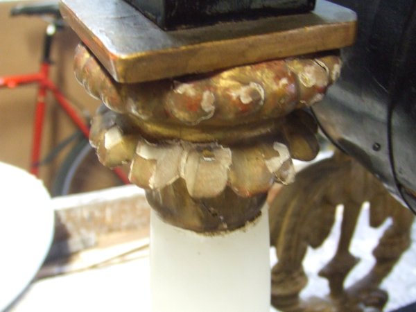 Vor der Restaurierung, abgeblätterte Vergoldung