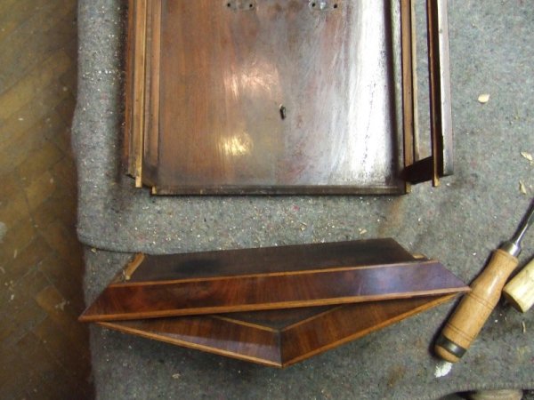 Restaurierung Dachluhr-Gehäuse in der factory18