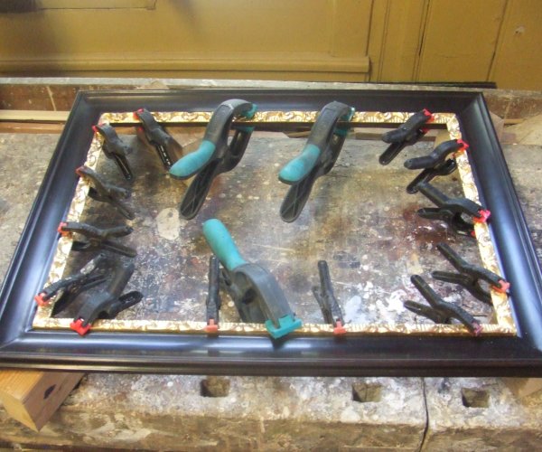 Schnitzleiste-einleimen